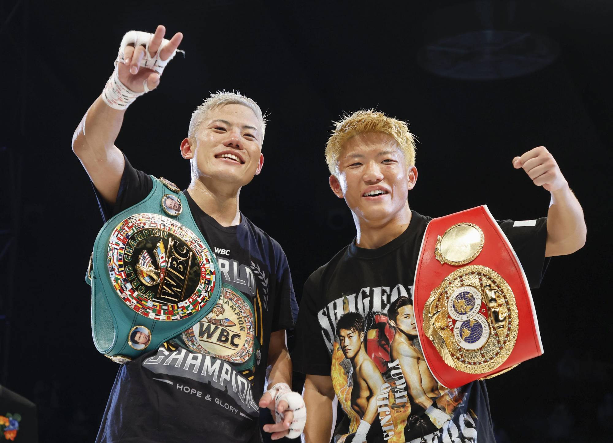 Shigeoka brothers make boxing history in Tokyo