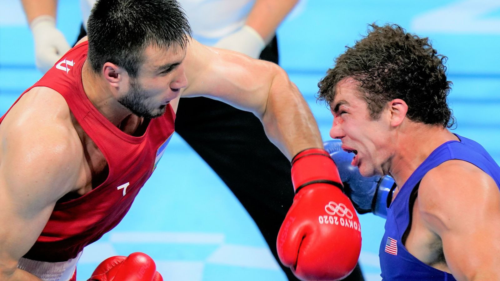 Two heavyweight stars to shine!